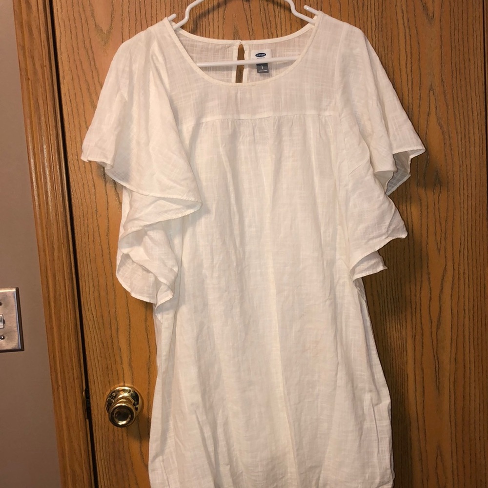 Modest white knee length dress with sleeves